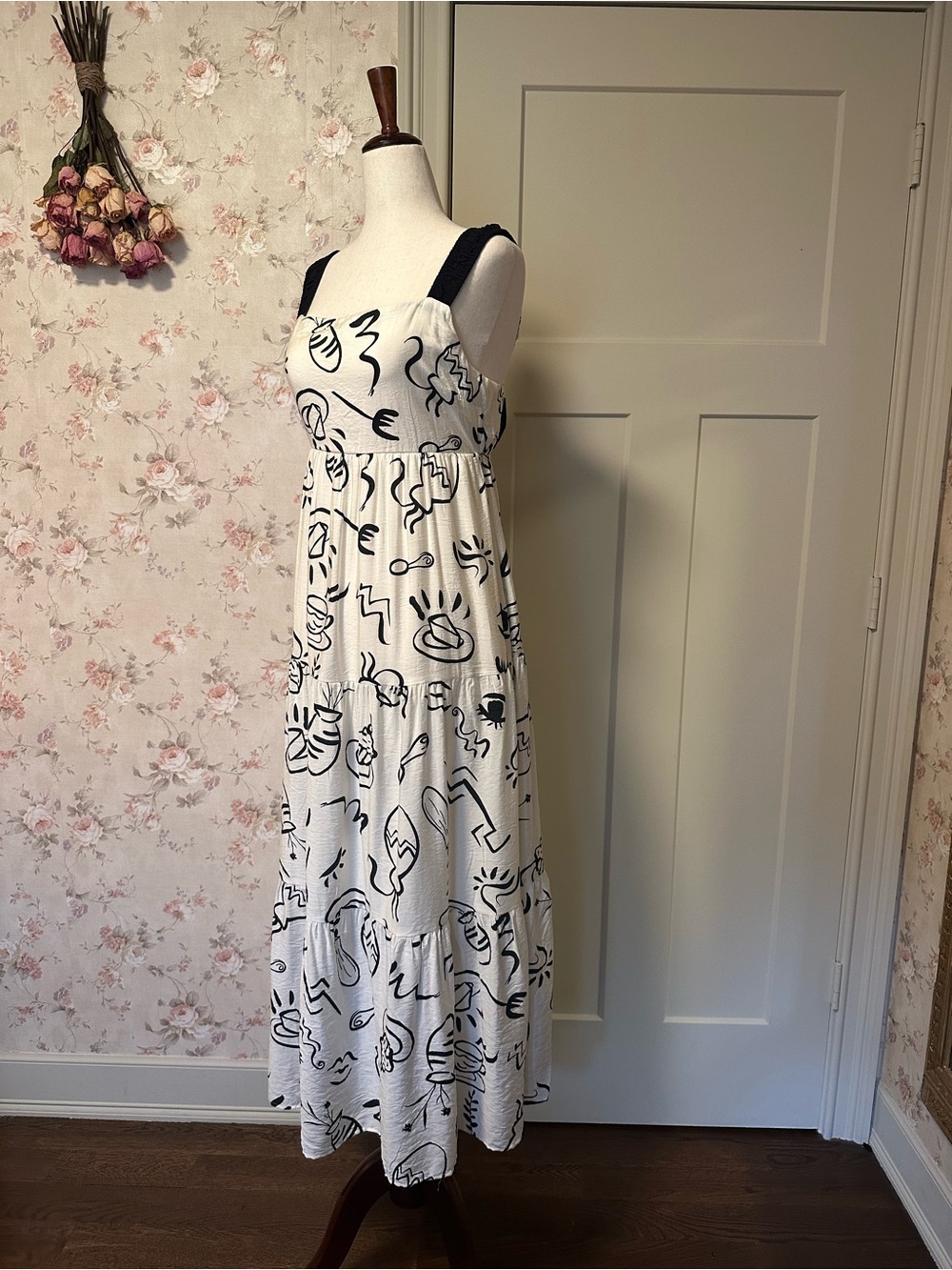 Maxi Dress By The River Doodle Print Tiered M Black White Bow Strap - Picture 4 of 16